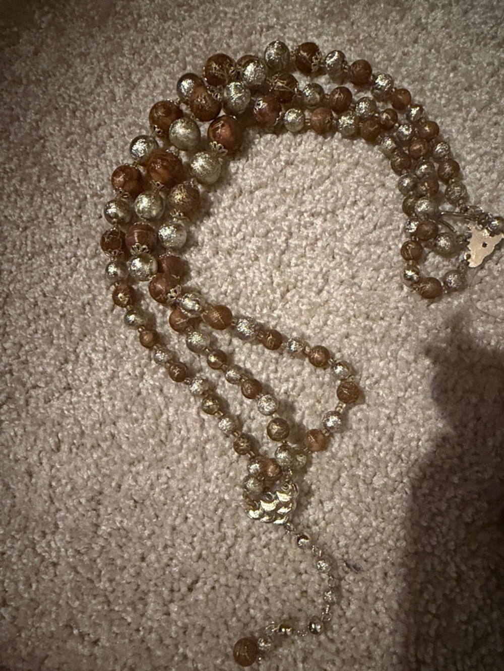 Vintage Y2KBrown and Gold Beaded Women's Necklace